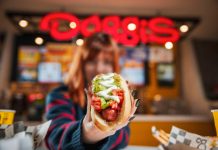 Lanzan promociones para celebrar el Día Internacional del Hot Dog por menos de $5.000