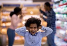 No es solo “maña”! Entendiendo la hipersensibilidad sensorial en niños
