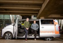 Uber y Transvip se unen para sumar una nueva alternativa de movilidad desde y hacia el aeropuerto de Santiago